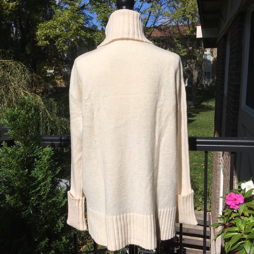 Moth Oversized Wool Blend Turtleneck Sweater - Picture 5 of 15
